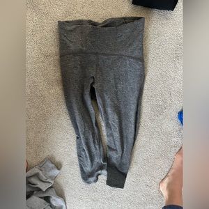 Fast and free high rise crop “19